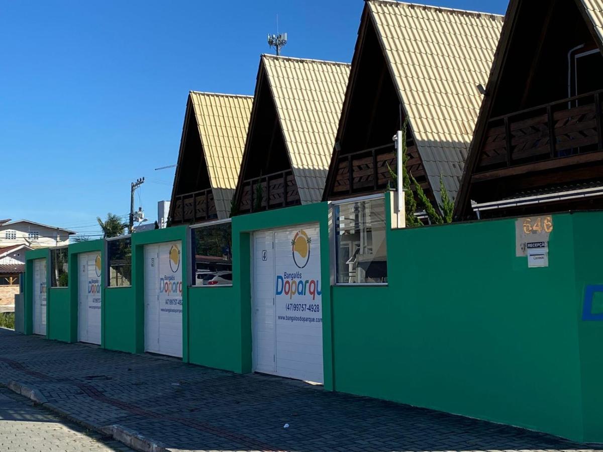 Bangalos Do Parque 佩尼亚 外观 照片